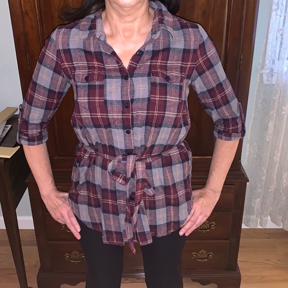 Juniors Plaid Flannel - Picture 5 of 12